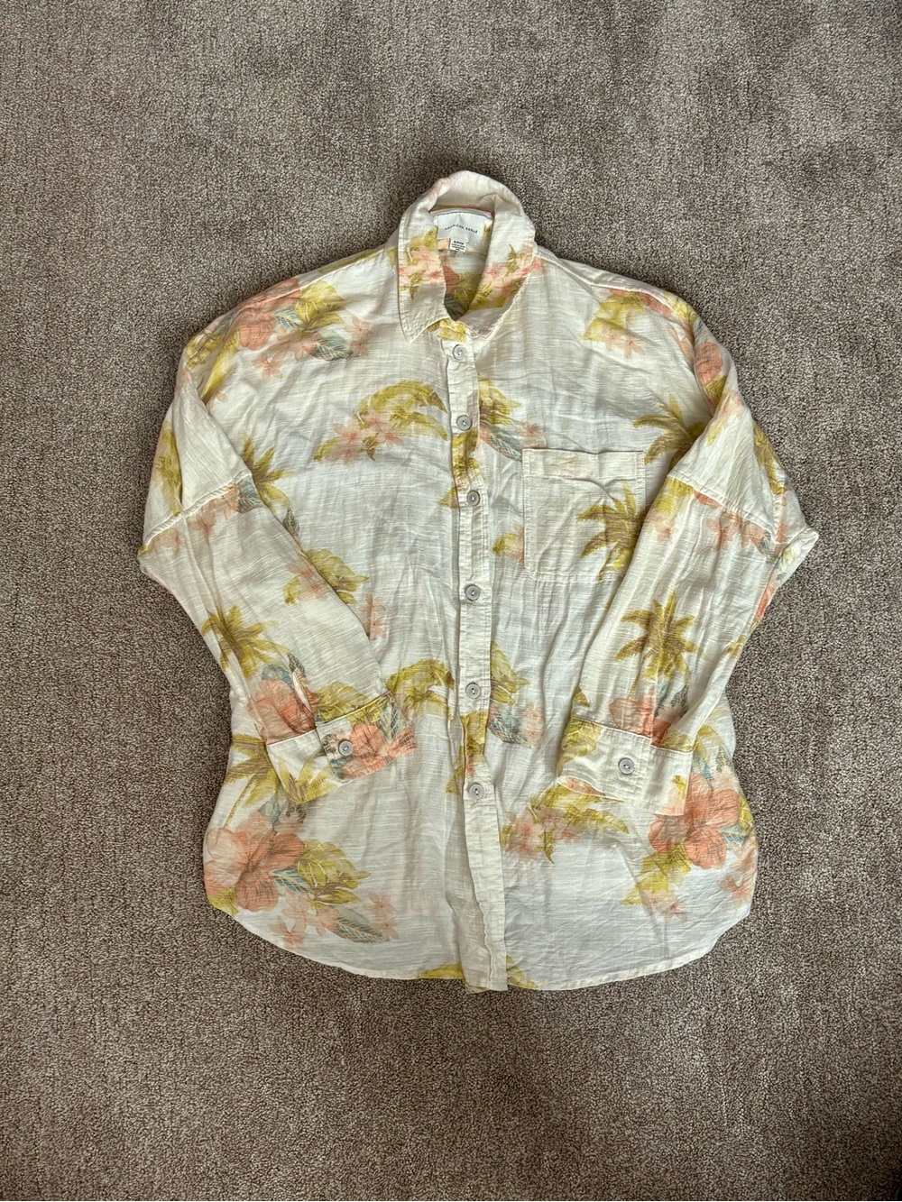 AE Women’s Floral Button-Up Shirt White w/ Peach & Olive Tropical Print